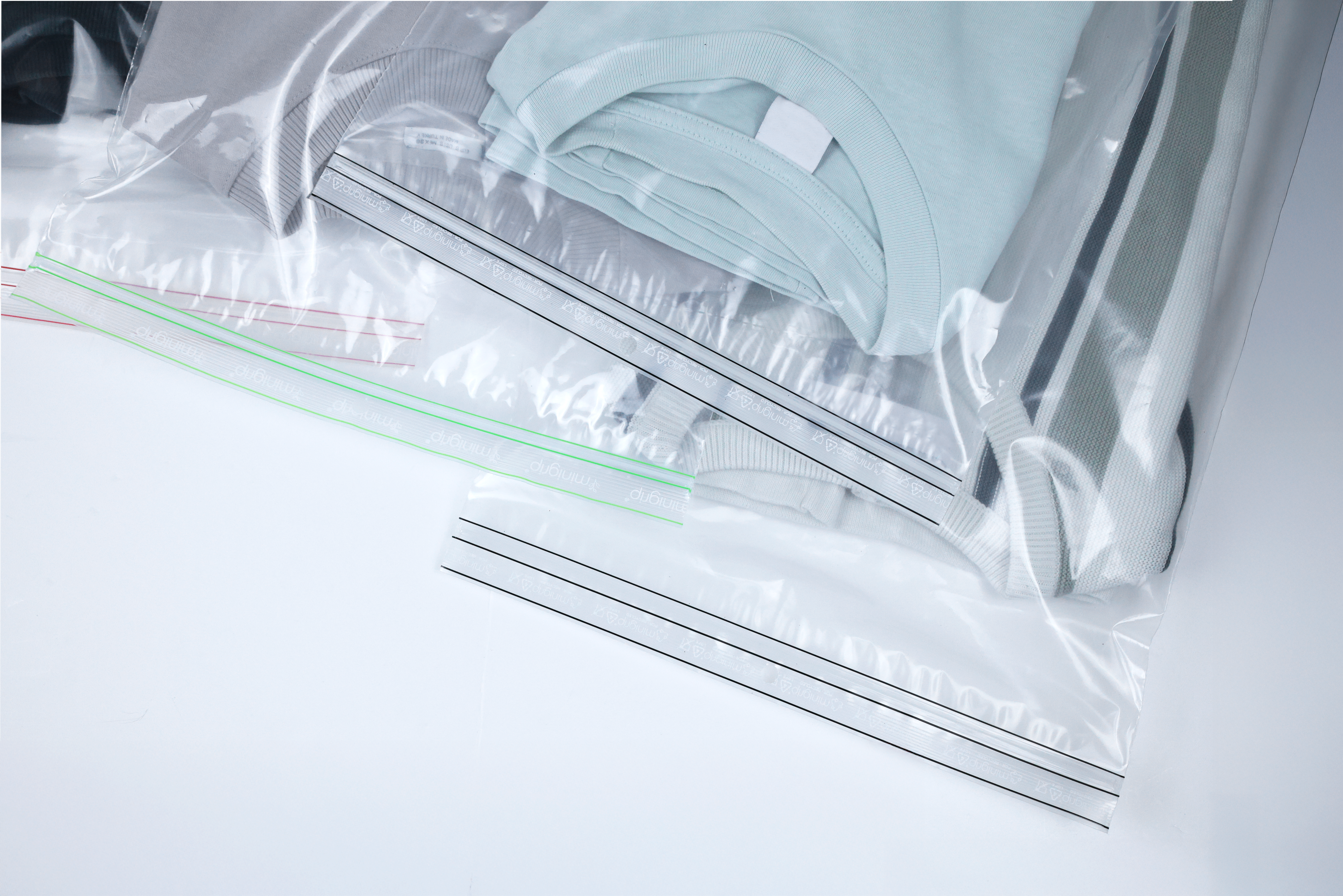 sachet minigrip®pour vêtement